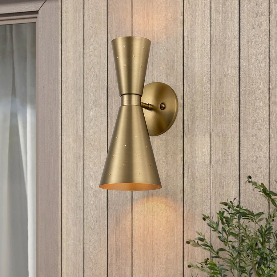 Farmhouze Light - Gleaming Dual Cone Wall Sconce Ambient Light - Wall Sconce - Brass - 