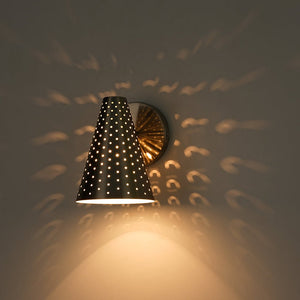 Farmhouze Light - Mid - Century Stylish 1 - Light Metal Cone Bathroom Wall Lamp - Wall Sconce - Nickel - 