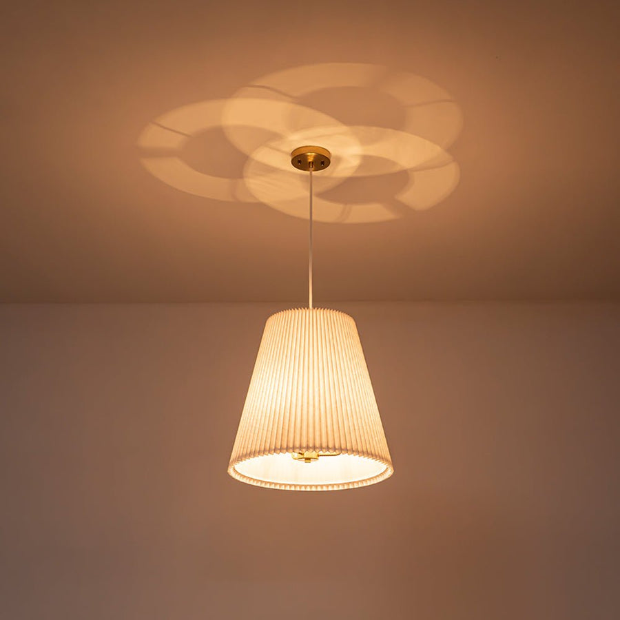 Farmhouze Light - Modern Pleated Linen Tapered Drum Lantern Pendant Light - Chandelier - 17.7 in - 